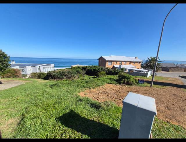 820M² VACANT LAND FOR SALE IN DANA BAY